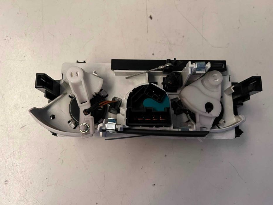 Citroen C-Elysee - Comandos Sofagem AC Climatronic - S108