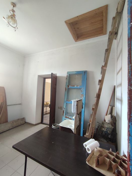 Будинок в селі Коршів - 11900 Дол США. Торг.