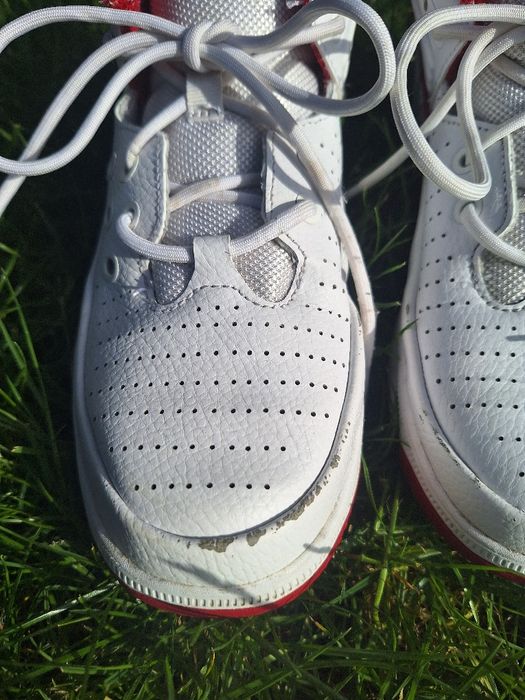 Buty jordan max aura 5 GS 38
