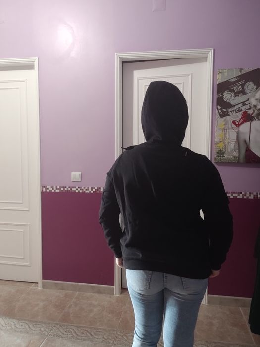 Pullover com capuz