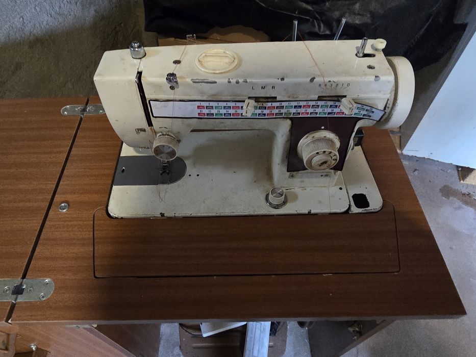 Maquina de custura