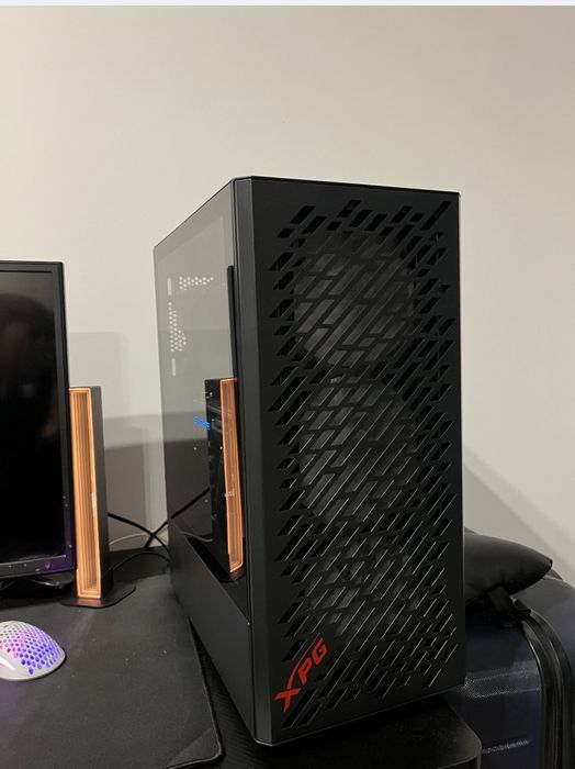 Komputer stacjonarny i5-4590 / 8GB RAM / RX 580 4GB / SSD 223GB / Win 10 Pro