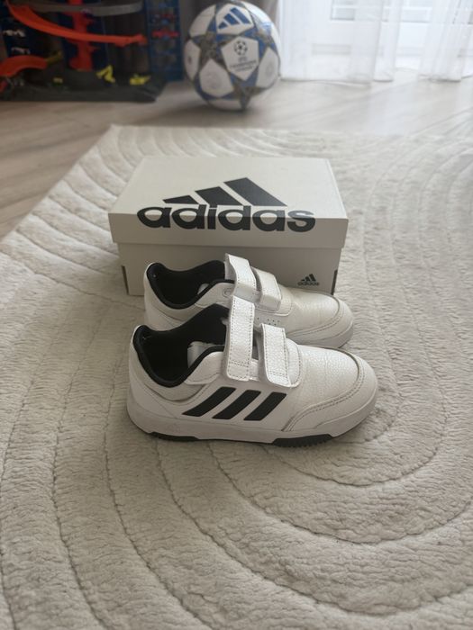 Дитячі кросівки Adidas. Оригінал