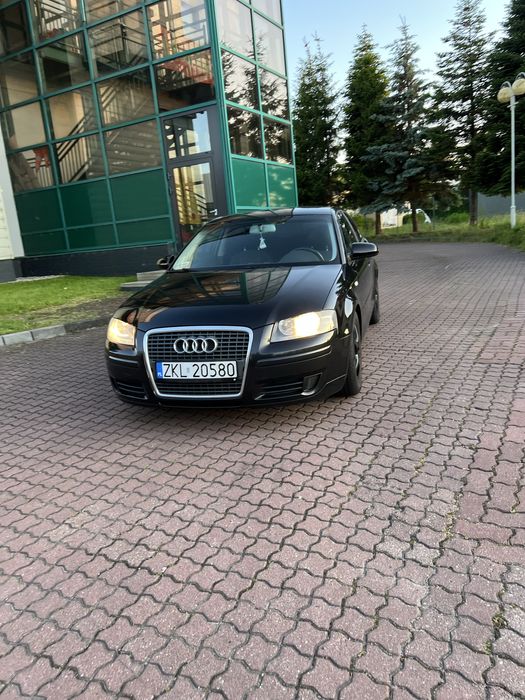 Audi a3 8p 1.6 benzyna uszkodzony silnik