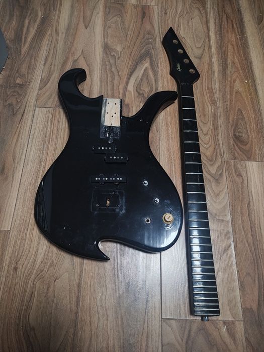 Korpus i gryf do gitary basowej typu bc Rich wave bass b.c. rich