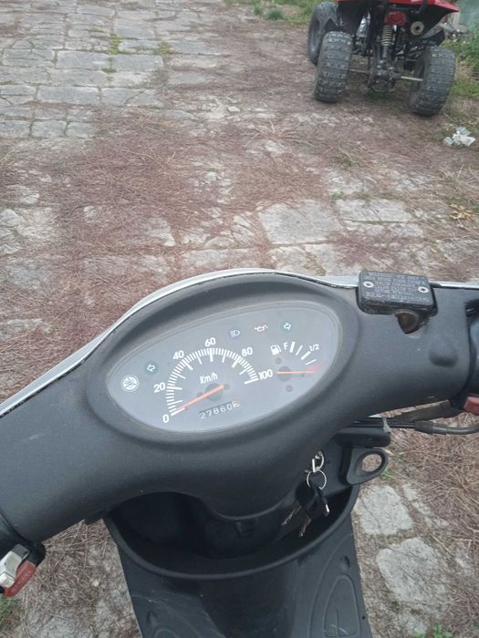 YAMAHA Grand axis 100