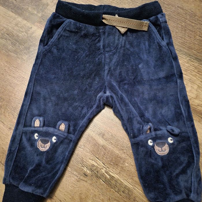 Spodnie dresowe r.80