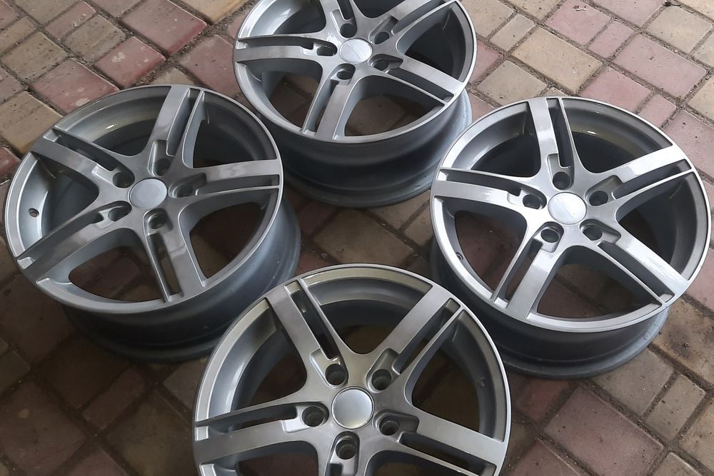 Диски r16 продам