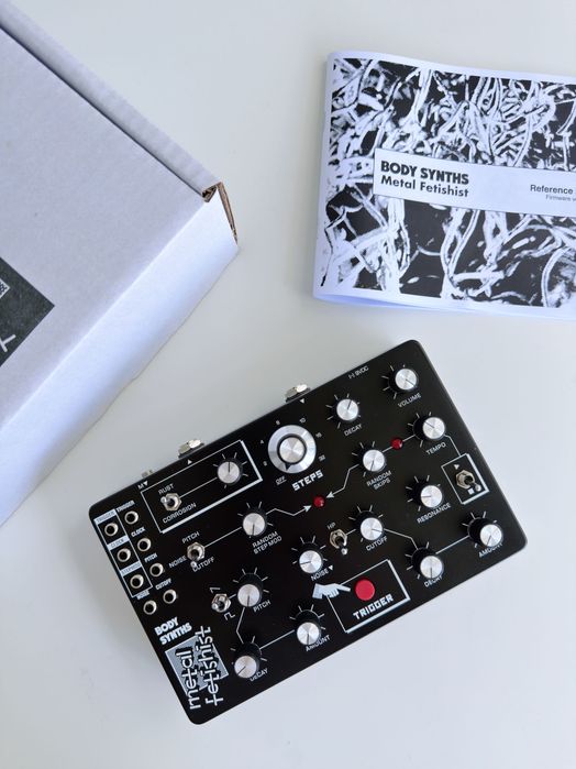Body Synths Metal Fetishist, syntezator perkusyjny, firmware 2.0