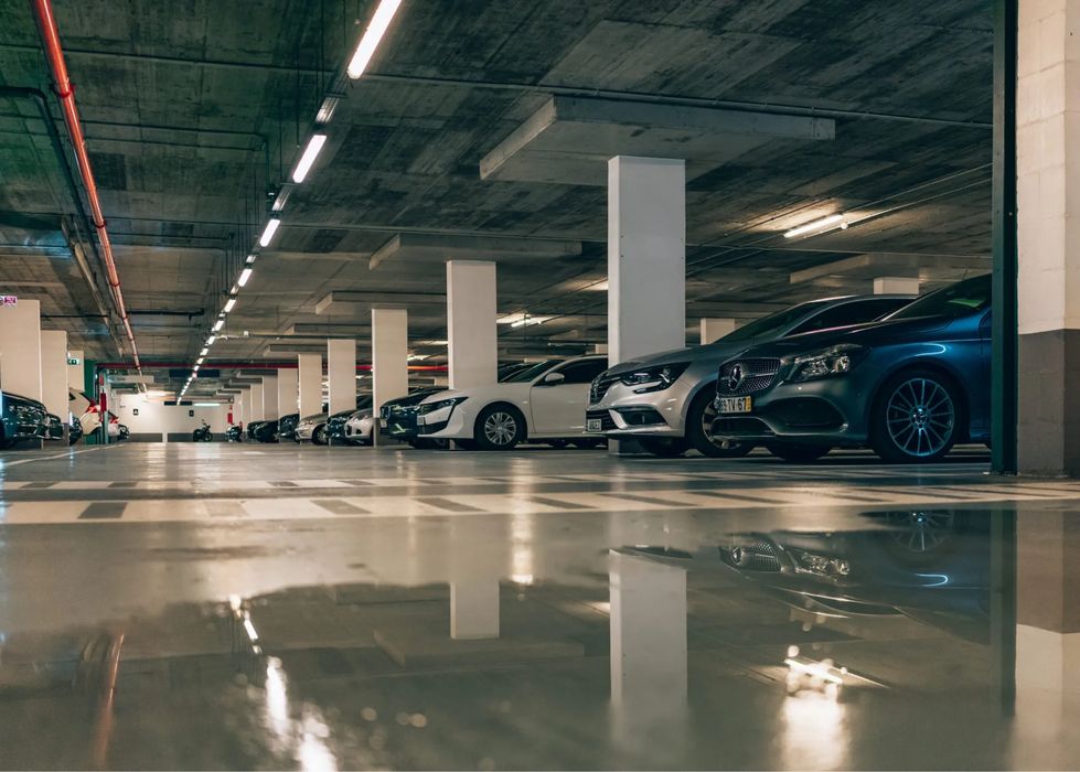 Lugar de estacionamento SLB