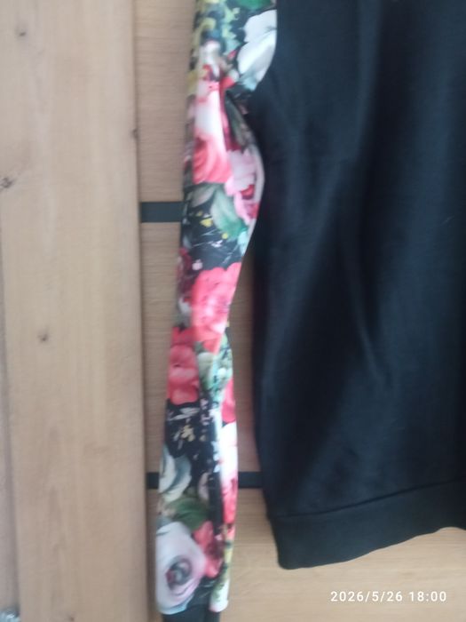 Sweter damski  czarna