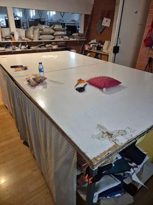 Bancada Profissional de Corte para Têxteis 2.80m