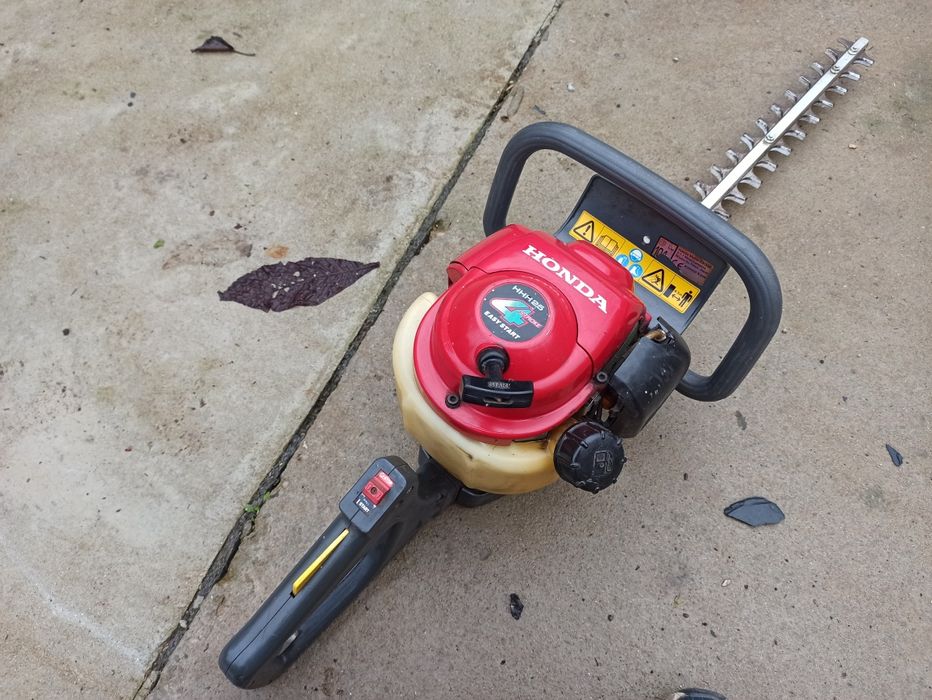 Nożyce spalinowe Honda