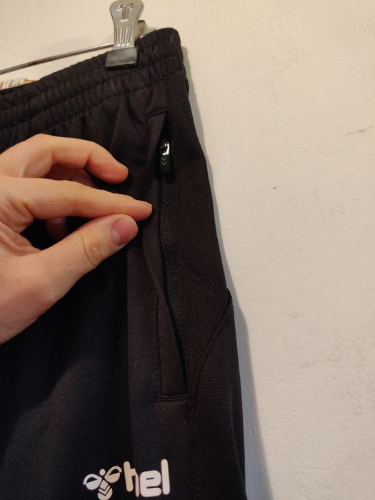 Dres HUMMEL rozmiar 176 idealne