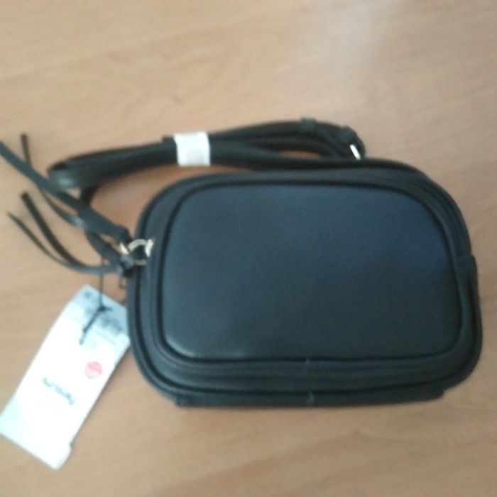 Сумка черная через плечо