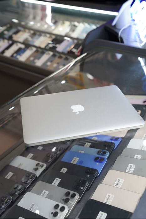 MacBook Pro 13 2015 i5/8/128