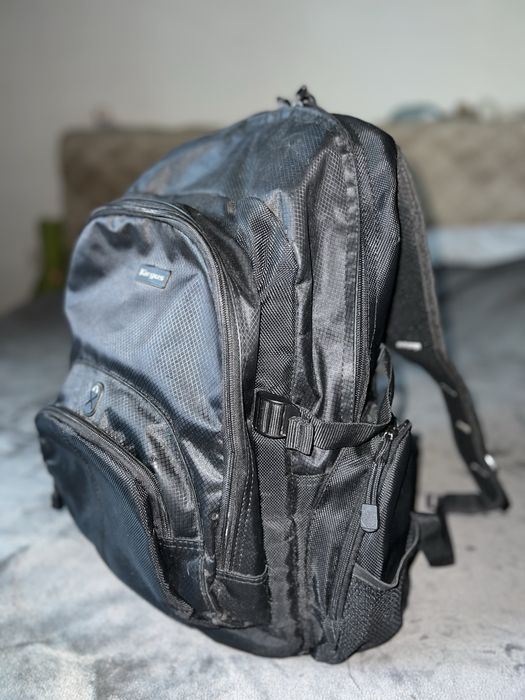 Супер удобный и надежный рюкзак бренда Targus