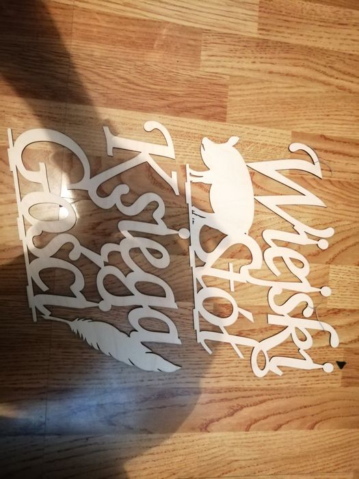 Wiejski stół Księga gości napis