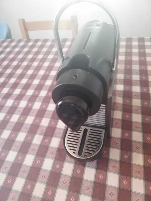 Máquina de café Nespresso Pixie Titan64862707150977121