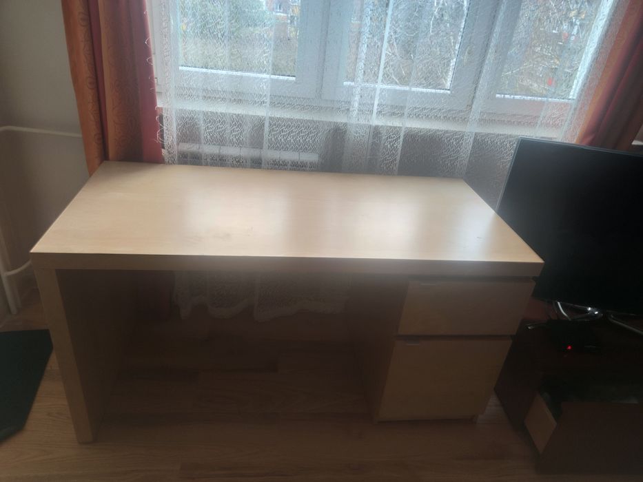 Bardzo dobry stan!!! Biurko 140*65
