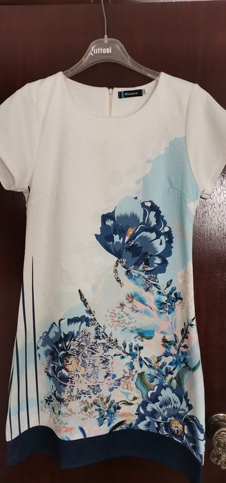 Vestido branco florido