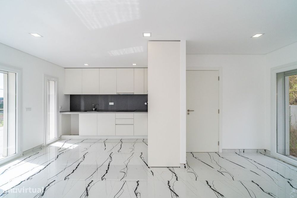 Moradia isolada T4 + 1 em Coimbra