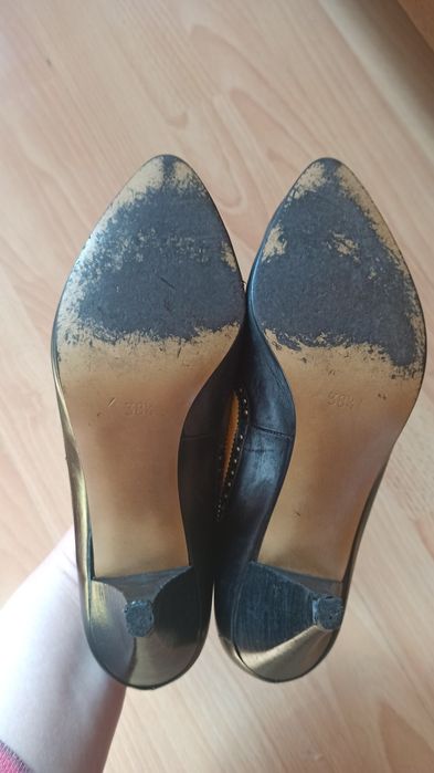 Czółenka skóra czarno-żółte