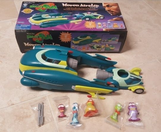 Space Jam Moron Airship Brinquedo Fernão Ferro • OLX.pt