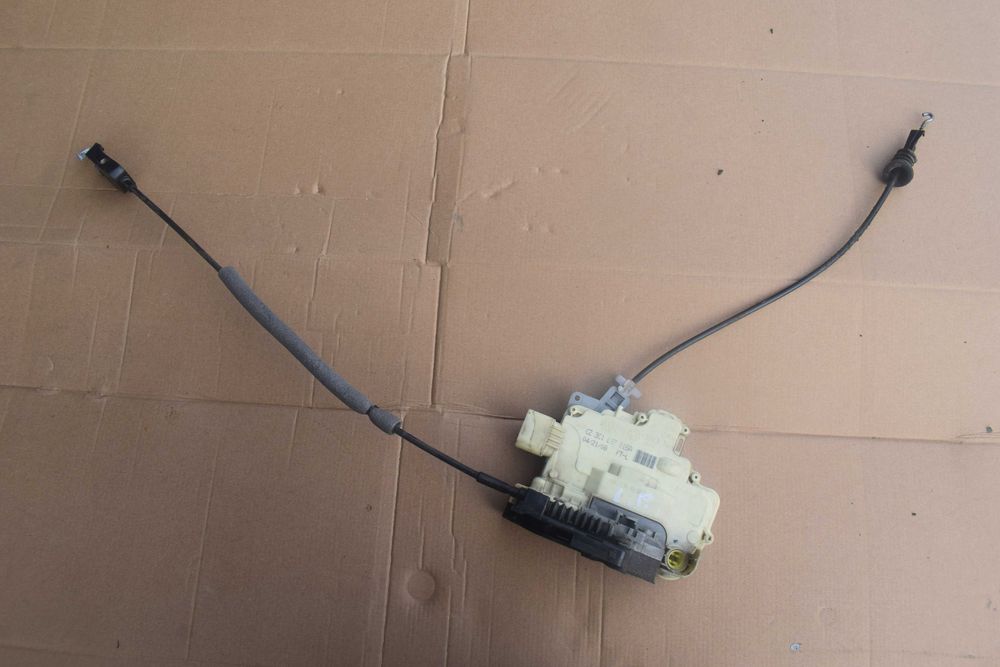 VW Tiguan I Zamek drzwi lewy przód. 3C1.837015A.EUROPA