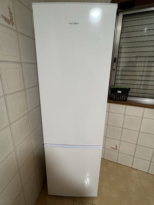 Frigorifico usaso como novo