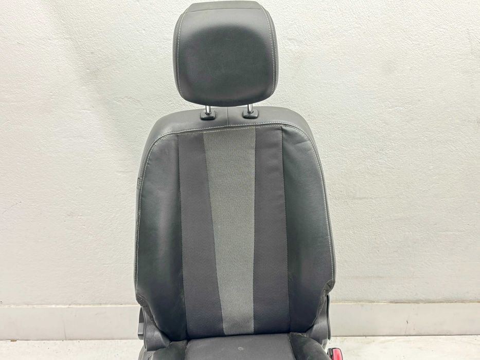 Conjunto Bancos - Renault Megane III (2012)