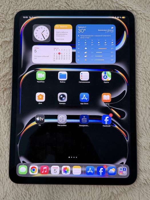 Apple iPad Pro 11" (M4) 256GB Space Black — Stan jak nowy, tylko 7 cykli ładowania!