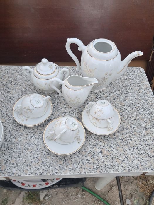 Servico de café  com seis chávenas