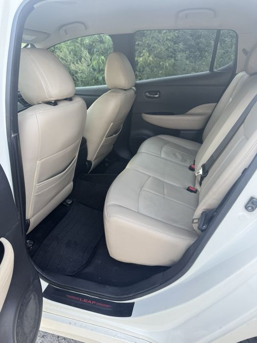 Nissan Leaf SV  2019  42kwt авто в Украіні з США
