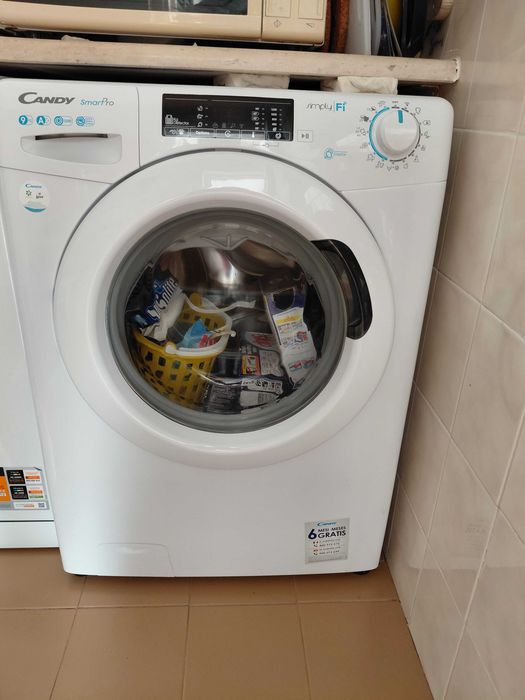 Máquina de lavar roupa Candy SmartPro Tambor de 9 kg.
