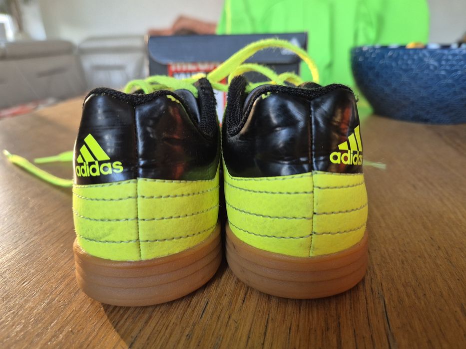 Halówki dziecięce Adidas r. 30.5 długość 18.5 cm