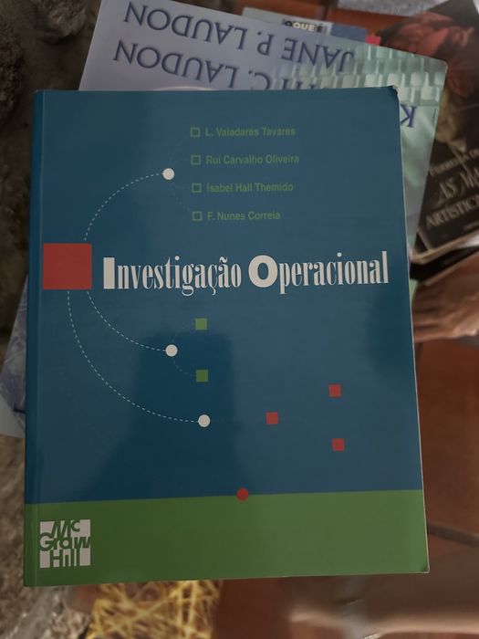 Livro Investigação Operacional de Luís Valadares Tavares, F. Nunes Correia, Isabel Hall Themido e Rui Oliveira