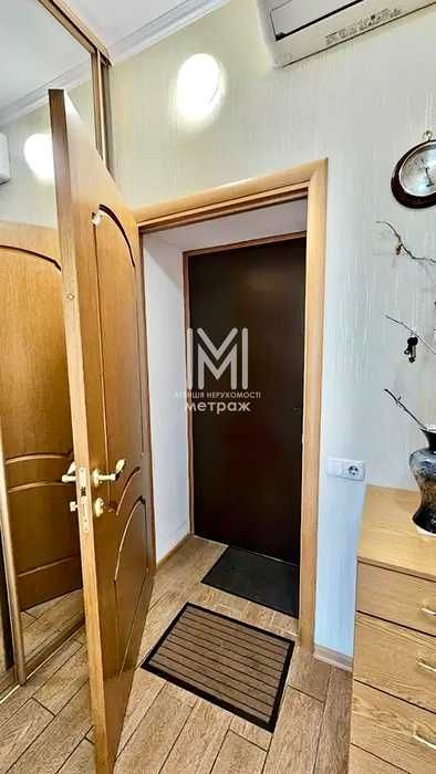 Продам 2к квартиру 70м2 в ЖК ЛАЙНЕР, Центр (18236)