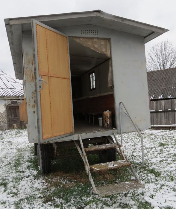 Павільйон пасіка з бджолою (14 сімей)