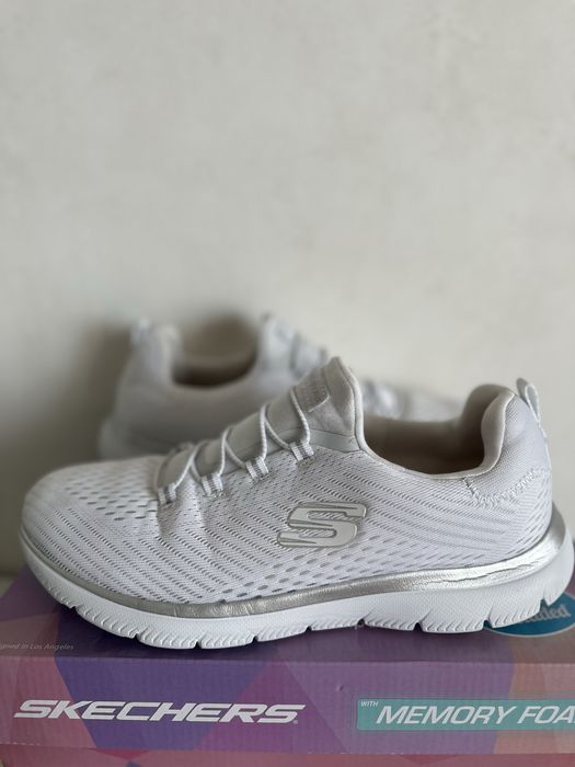 Жіночі кросівки Skechers