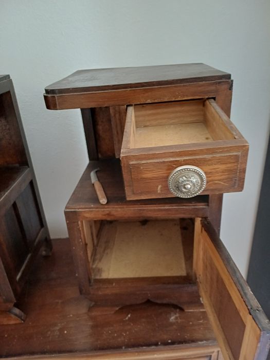 Mesa de cabeceira