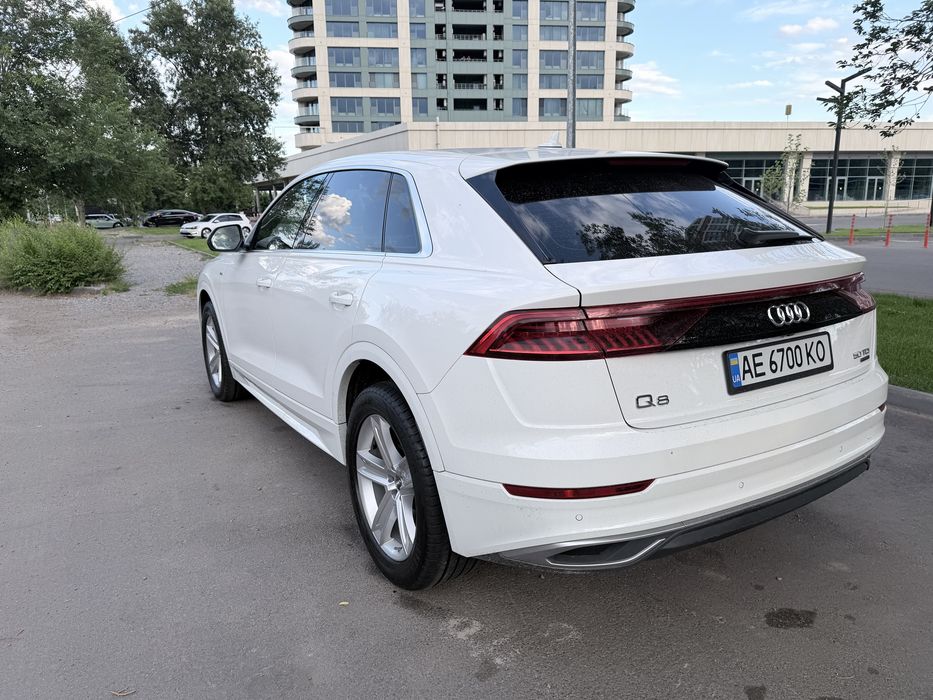Audi Q8 2019 VIN WAUZZZF16KD045597 фото оголошення 5 з 22