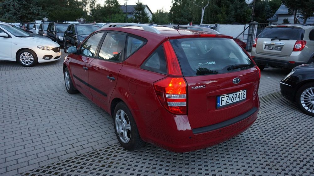 Kia Cee'd zarejestrowany, ubezpieczony. Gwarancja. Polecam !!!