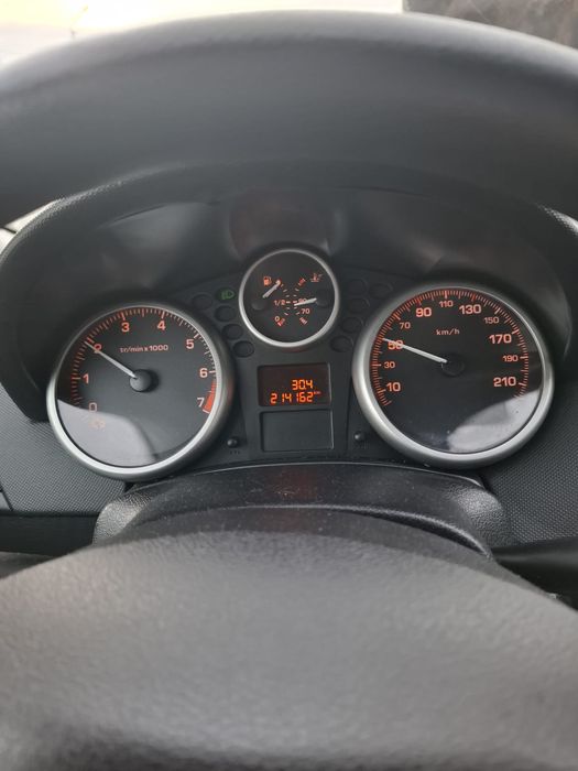 Peugeot 207 1.4 benzyna 2006