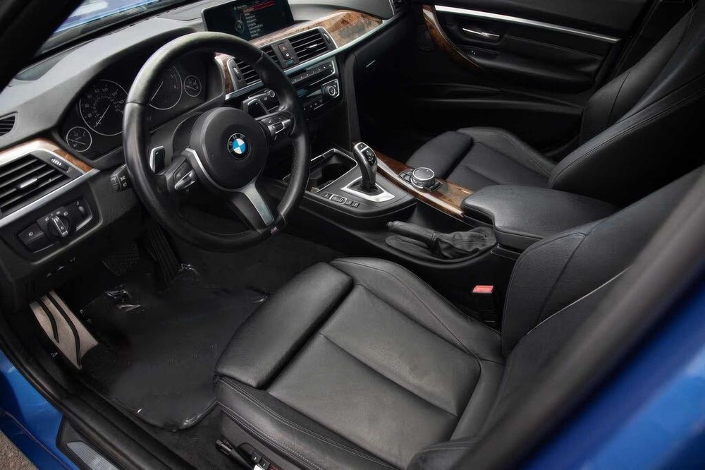 BMW 328d      2016