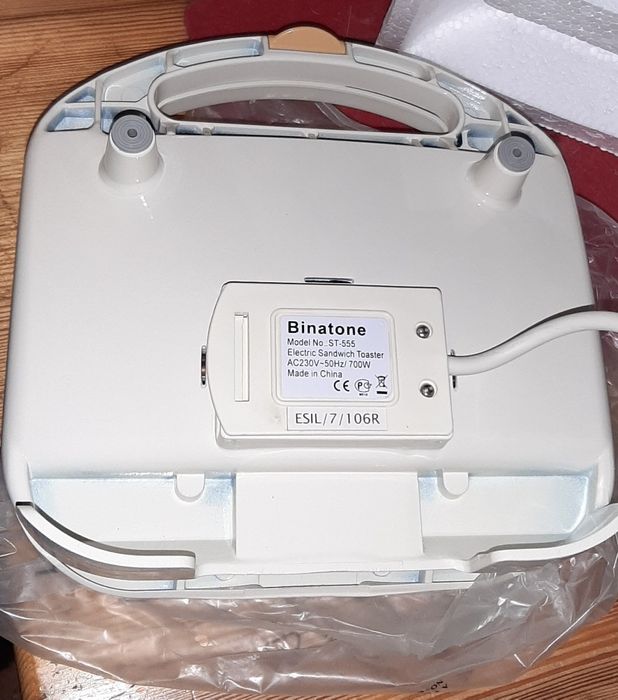 Сендвич-тостер Binatone ST-555