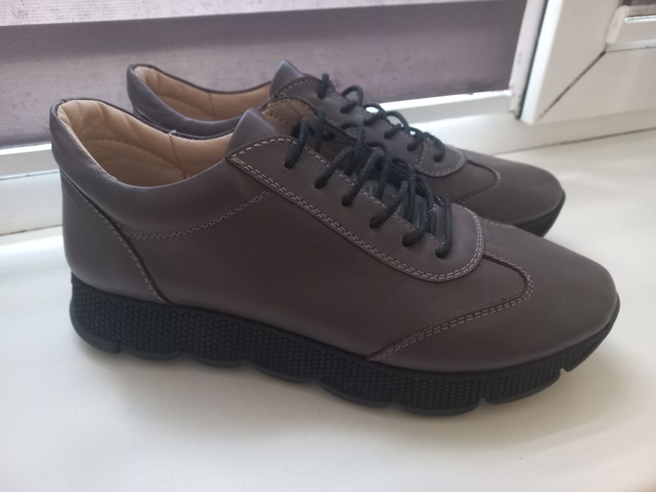 Кросівки жіночі Ecco