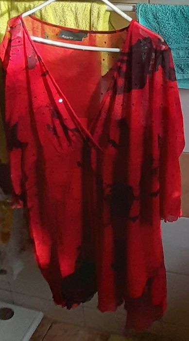 Elegancka bluzeczka z cekinami 48/50