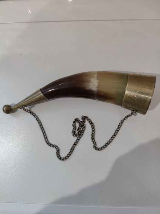 Рог для вина декоративный