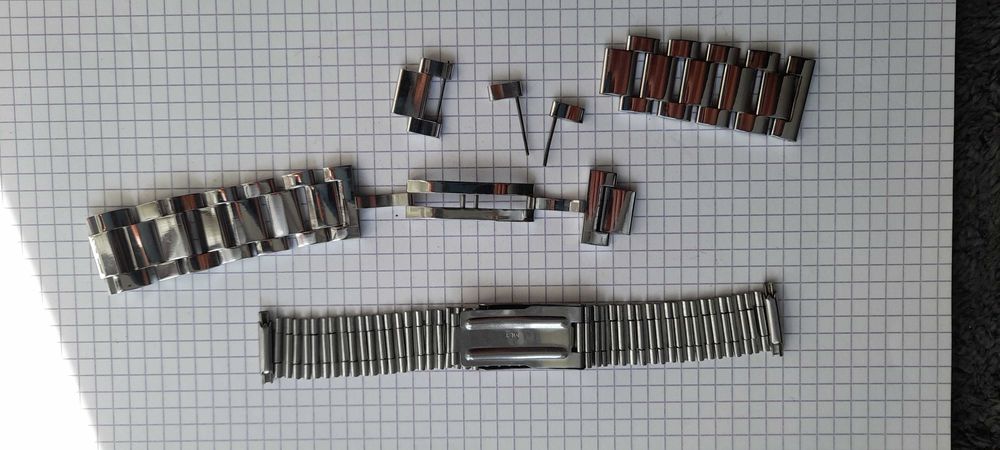 Bransolety zapinane do zegarków